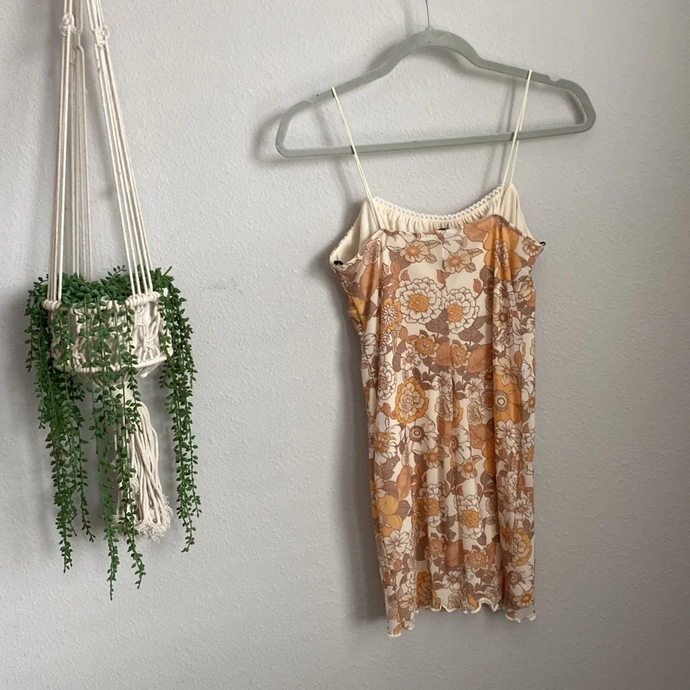 NWOT - FLORAL DRESS - FALL TONES - FOREVER 21 - NEVER WORN / NEW - Picture 8 of 14